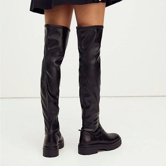 Holden Free People Over the Knee Stretch Boots - Picture 2 of 4